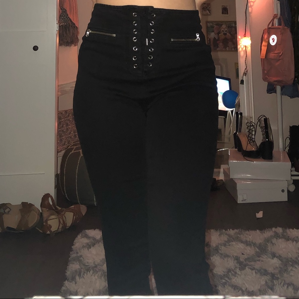 Skinny jeans